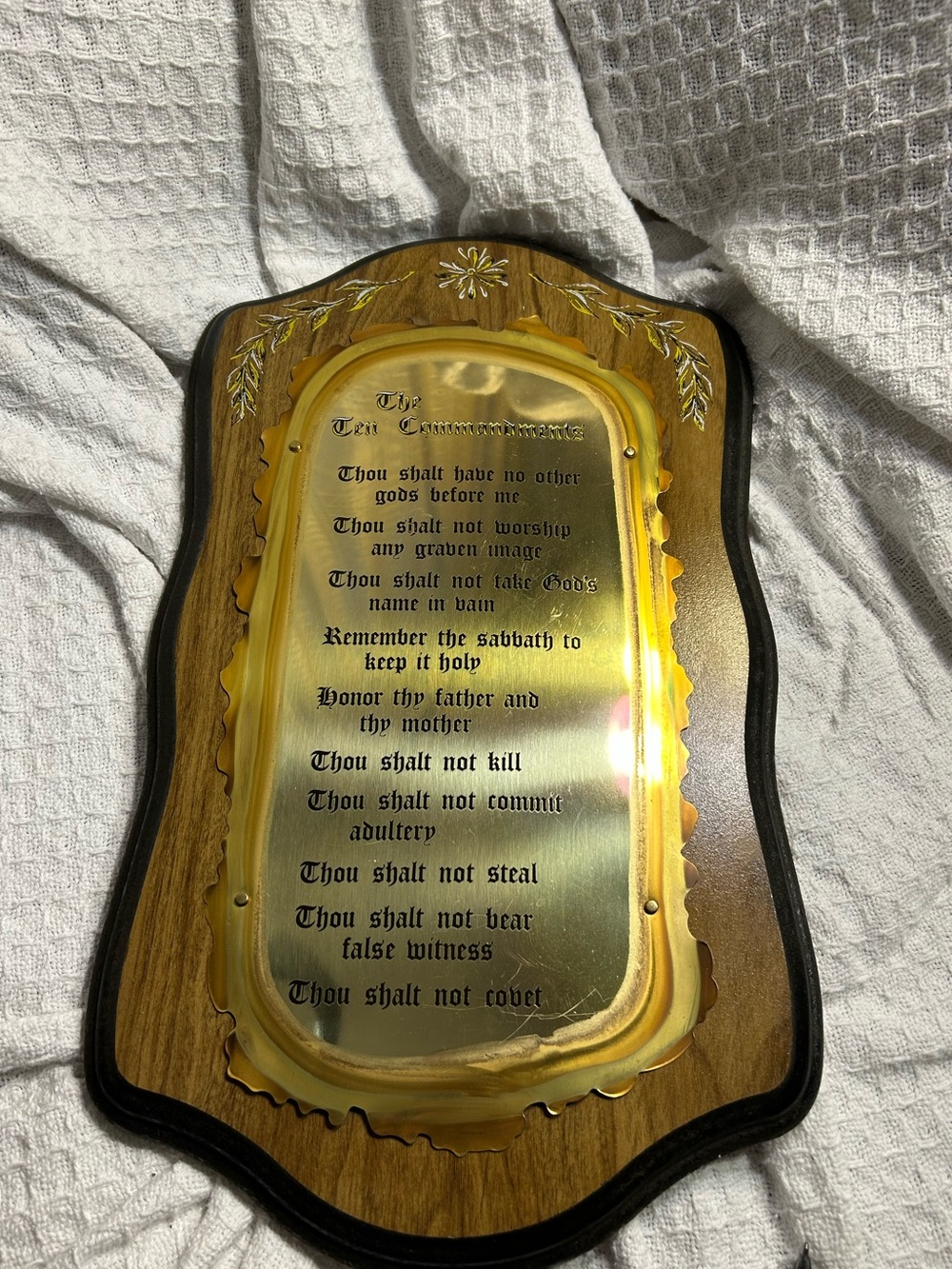 ✨ Vintage 10 Commandments Wall Hanging